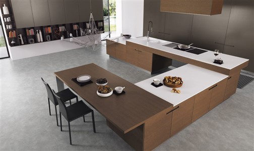 Modern Kitchens, EUROMOBIL, Mod. Assim - Wooden kitchen Assim: harmony and refinement of the original handle asymmetrical design enhances the authoritative individual, distinctive doors. The model Assim takes its name from the exclusive handle asymmetric, formed in the thickness dell'antain two lengths, 15 and 30 cm, and is the main mark of originality design of the kitchen itself.